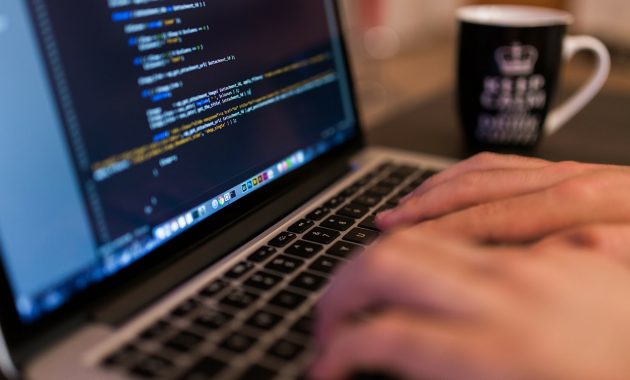 kelebihan dan kekurangan teknik informatika